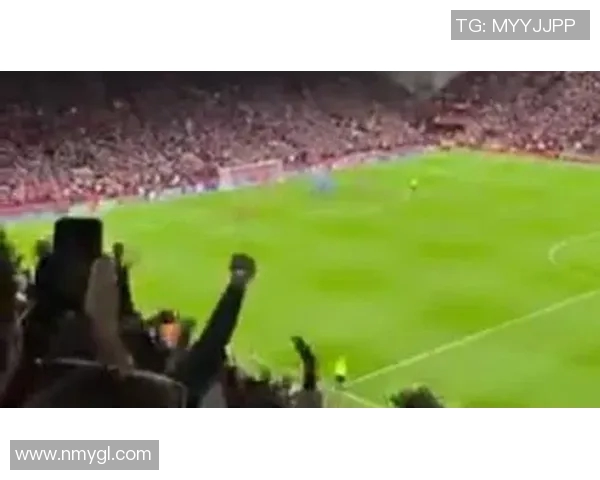 冲突升级！范戴克与教练发生激烈争执